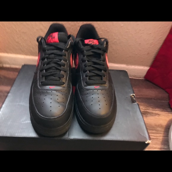 Air Force 1 - Picture 2 of 3